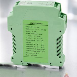 AISLADOR DE SEÑAL ISO9001